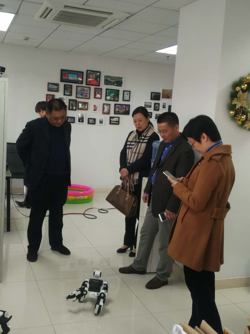 濟南市科協領導一行到優寶特參觀調研